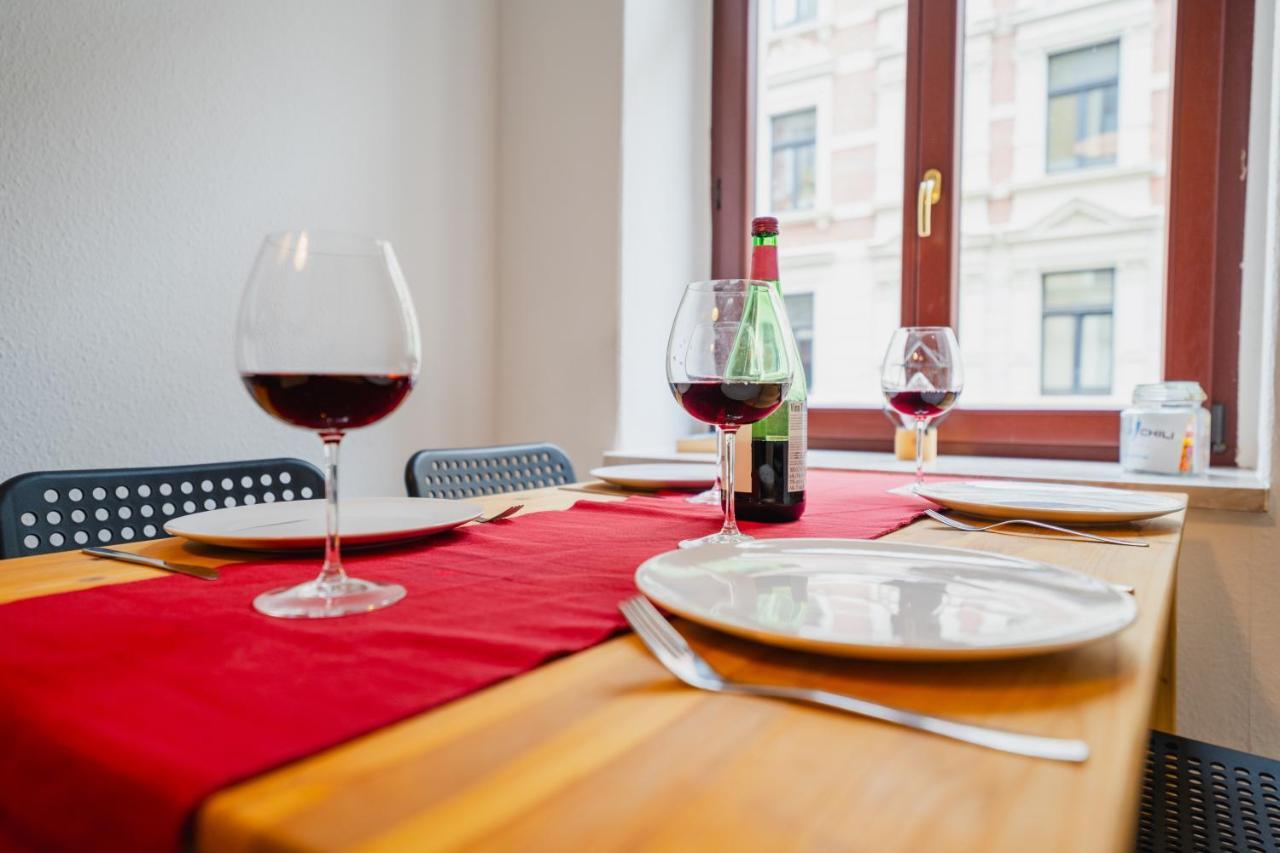 Blue Chili 08 - Magdeburg 2-Zimmer Altbau, Wi-Fi, 5 Pax Екстериор снимка